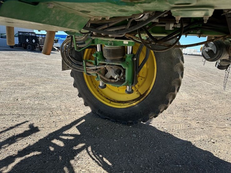 2015-john-deere-r4045-image-31