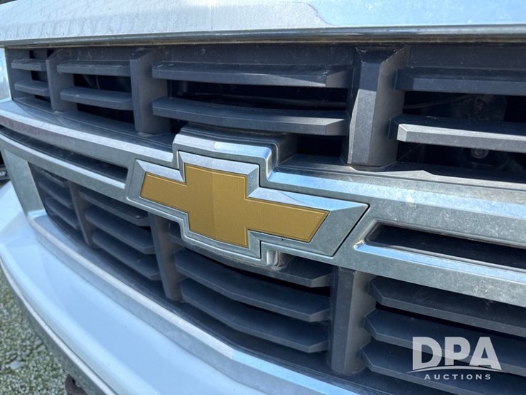 2014-chevrolet-silverado-image-26