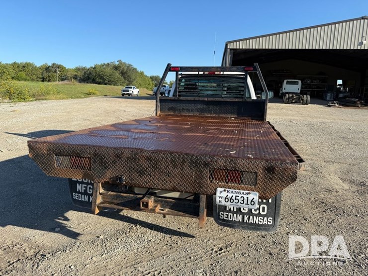 2002-gmc-3500-image-14