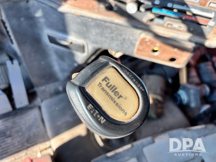 1987-freightliner-dry-tender-truck-(gp11695,-unit-401)-image-86