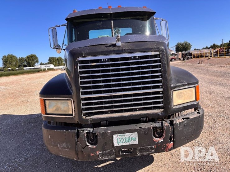 1994-mack-ch613-image-3