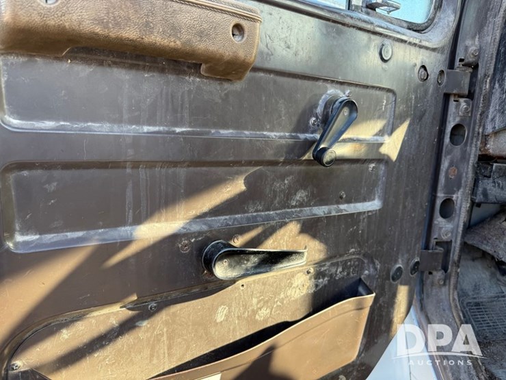 1991-international-4900-image-63