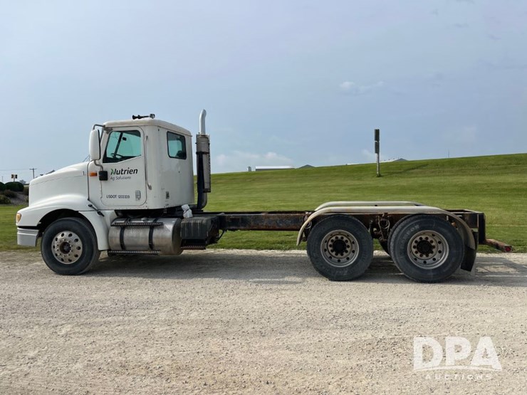 2001-ihc-9100-truck-(jn2647,-unit-32347)-image-14