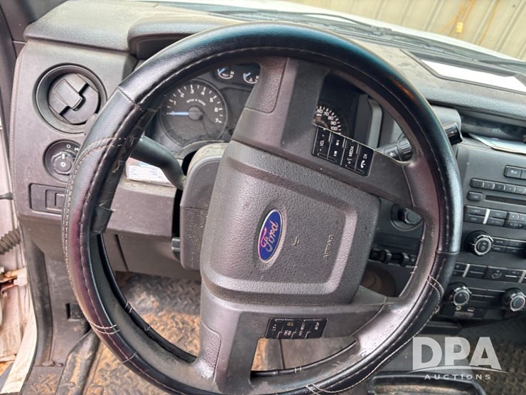 2012-ford-f150-image-32