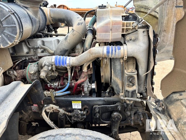 mack-granite-gu713-image-109