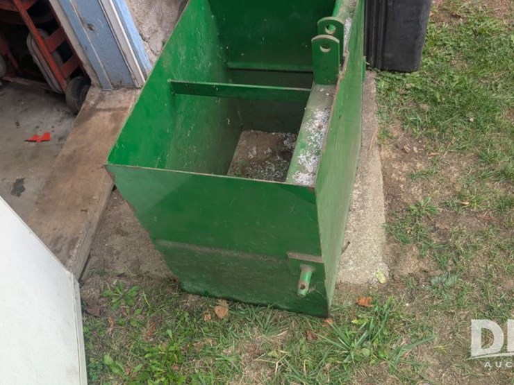 john-deere-x585-image-22