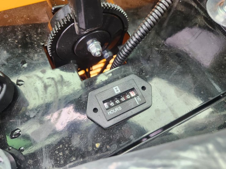 #6459-•-unused-future-ft13c-mini-excavator-image-17