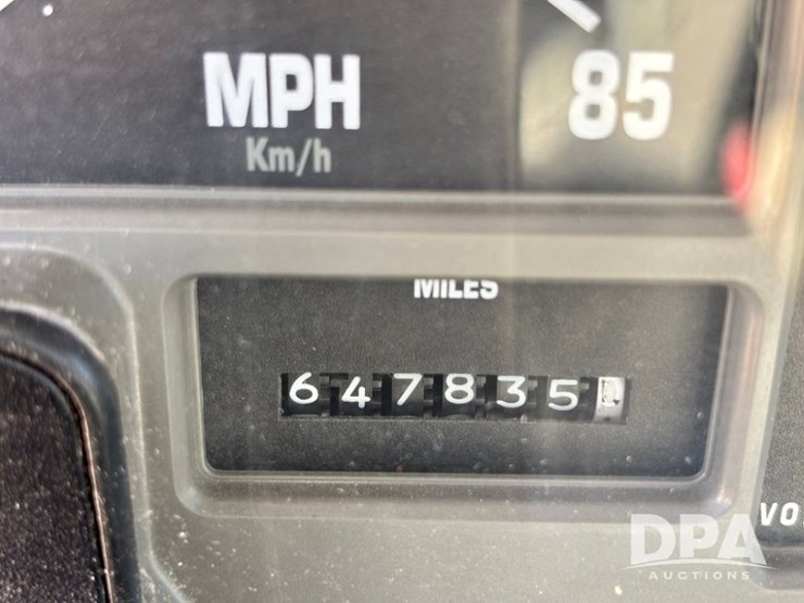 1999-ihc-4700-liquid-nurse-truck-(gp11652,-unit-126458)-image-86