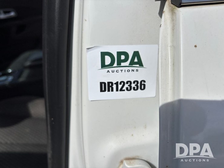 2015-chevy-equinox-(dr12336-unit-0999)-image-41