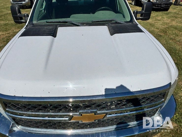 2012-chevrolet-2500hd-image-16