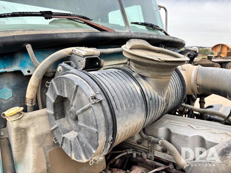 mack-granite-gu713-image-111