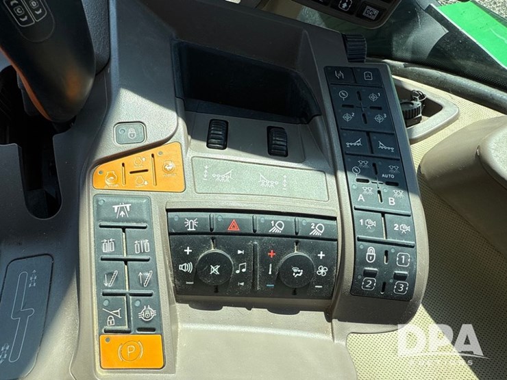 2021-john-deere-r4044-image-150