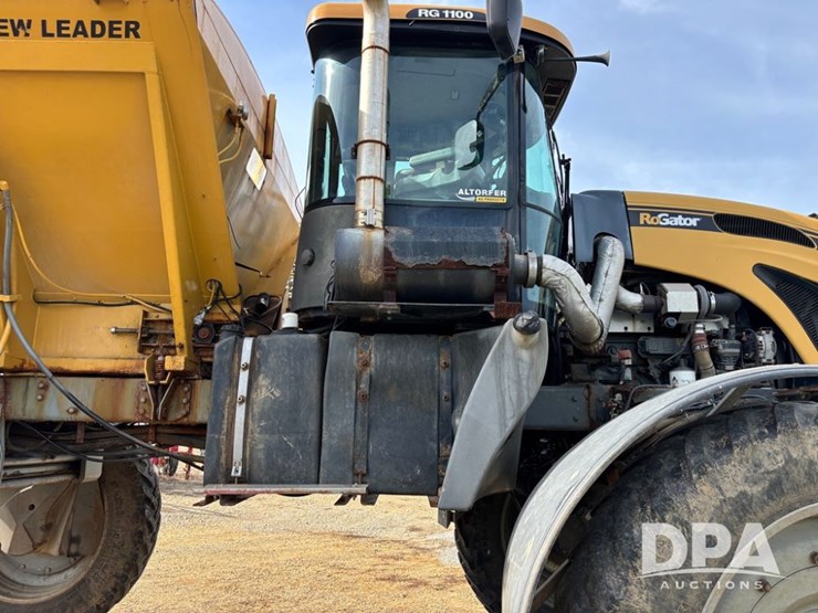 2014-ag-chem-rg1100-image-37