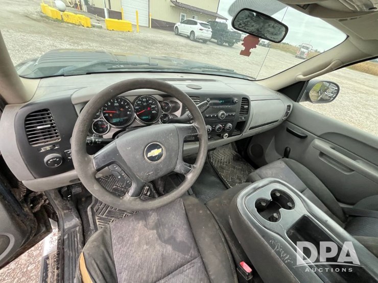 2011-chevrolet-2500hd-image-44