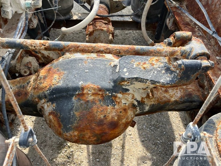 2001-ihc-9100-truck-(jn2647,-unit-32347)-image-41