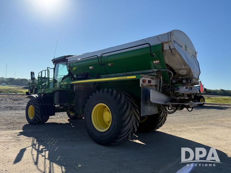 2021-john-deere-f4365-image-19