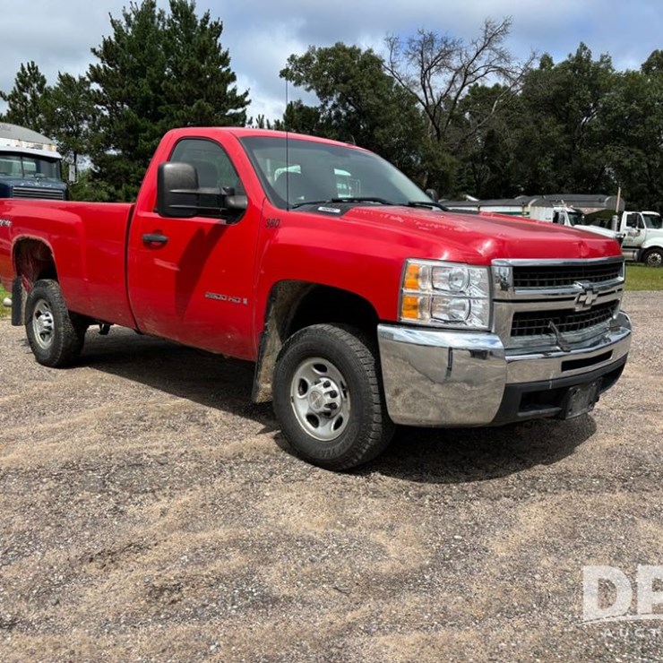 2008 Chevy 2500 Pickup (DR12139 Unit 380)