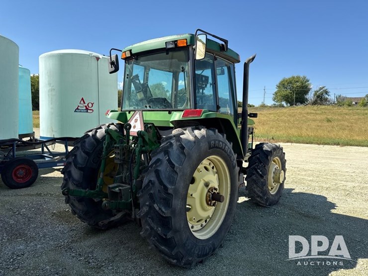 1996-john-deere-7400-image-13