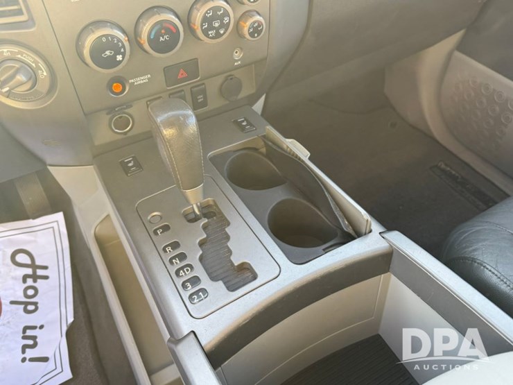 2004-nissan-armada-se-image-18