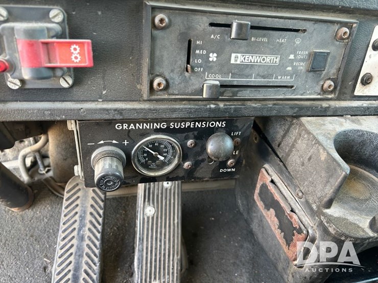 1994-kenworth-t600-image-46