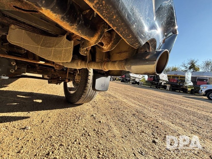 2016-dodge-ram-1500-image-39