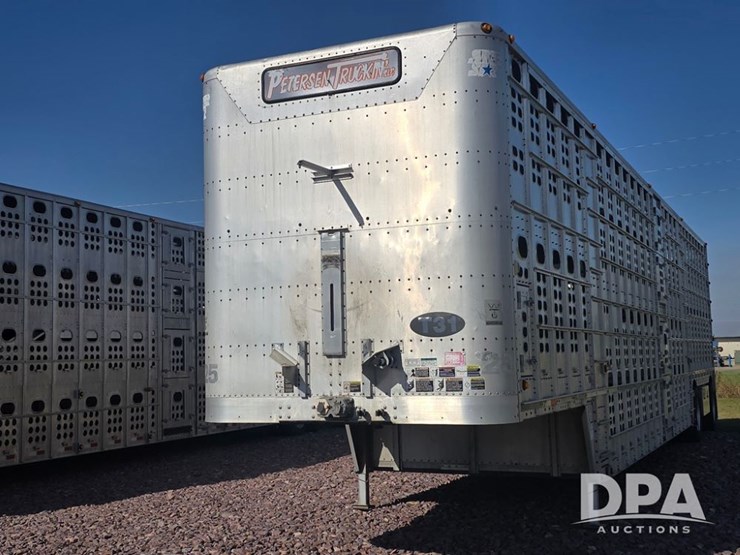 2006-wilson-livestock-trailer-image-12