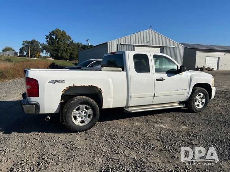 2008-chevrolet-1500-image-7