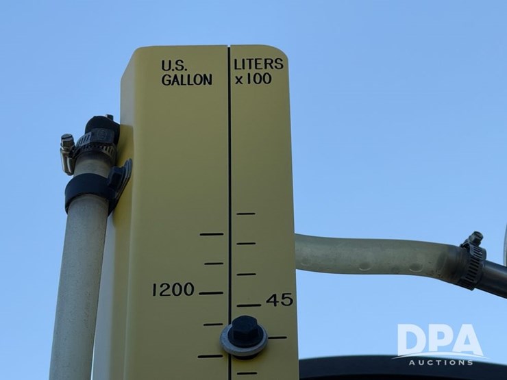 2021-john-deere-r4044-image-116