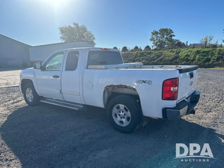 2008-chevrolet-1500-image-4