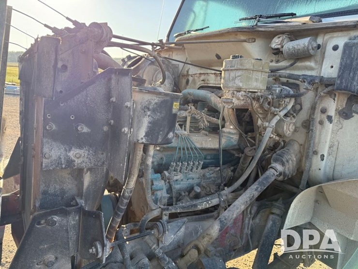 1991-international-4900-image-59