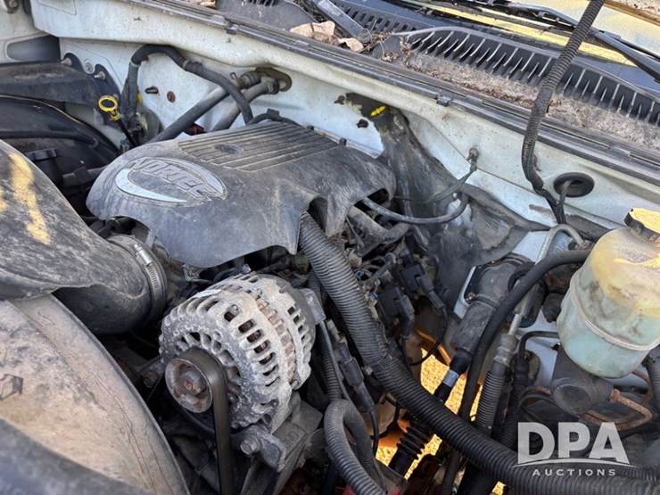 2001-gmc-3500-image-18