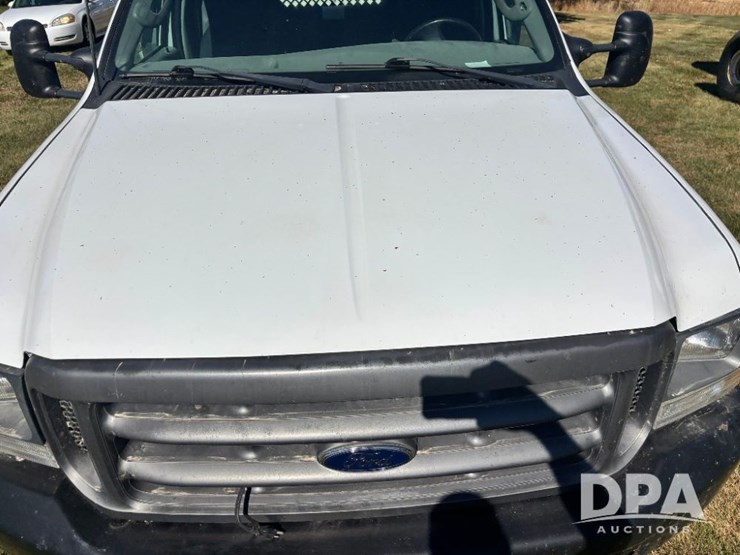 2003-ford-f450-xl-image-16