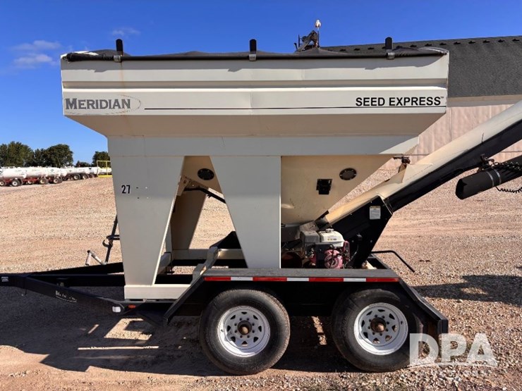 2010-meridian-240rt-image-10