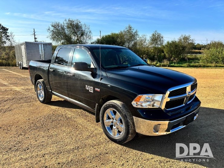2019-dodge-ram-1500-image-1
