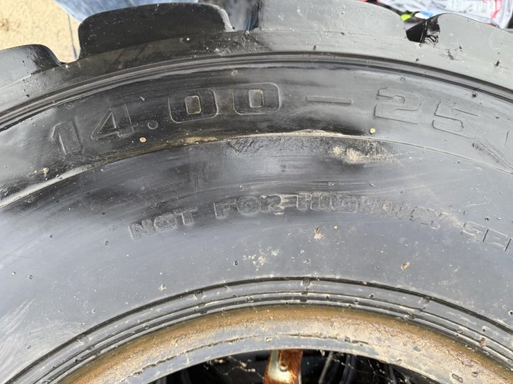 #2145-•-(4)-super-grip-grader-tires-image-12