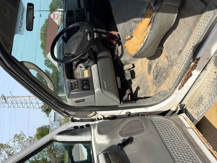 2003-ford-f350-image-31