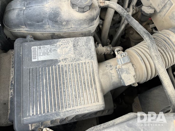 2011-chevrolet-2500hd-image-71