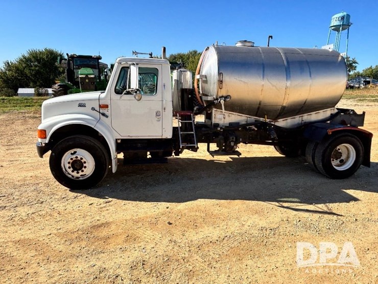 1999-ihc-4700-liquid-nurse-truck-(gp11652,-unit-126458)-image-15