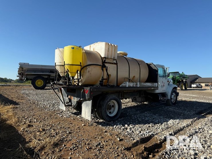 1999-international-4700-image-15