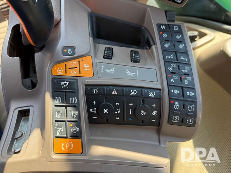 2021-john-deere-r4044-image-130