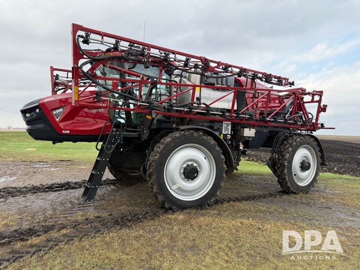2024-case-ih-patriot-4350-image-2