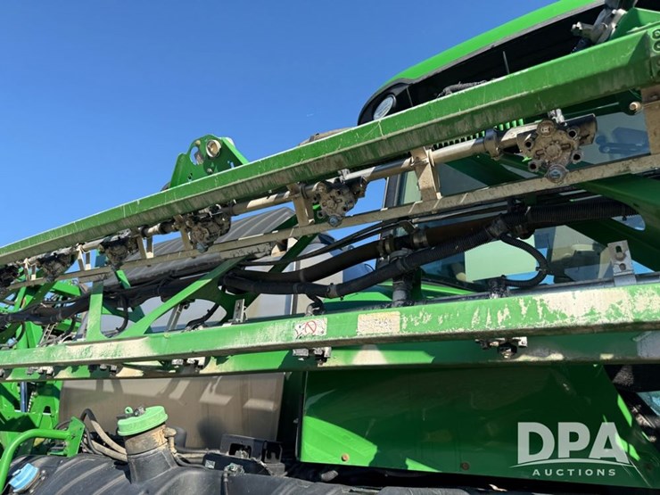 2021-john-deere-r4044-image-84