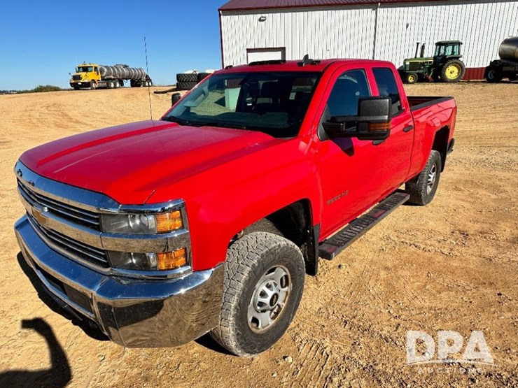 2016-chevrolet-2500-image-1