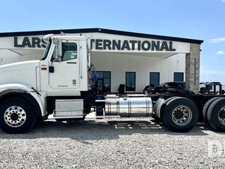 2014-international-paystar-5900-image-2