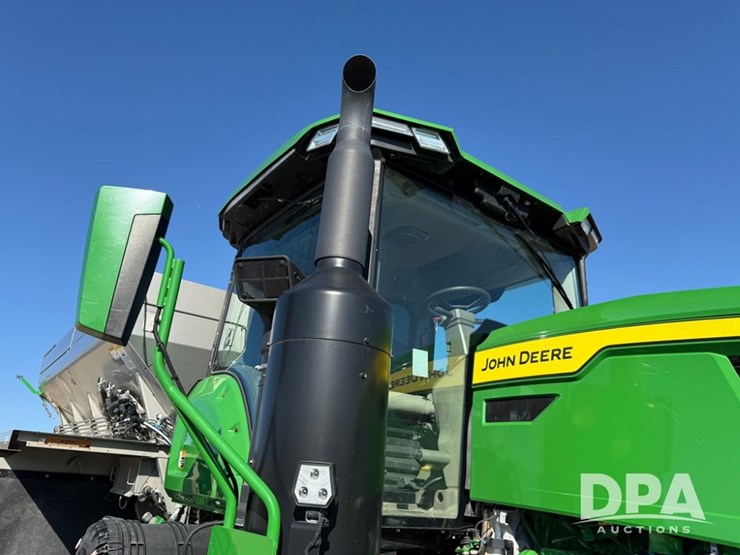 2023-john-deere-800r-image-105