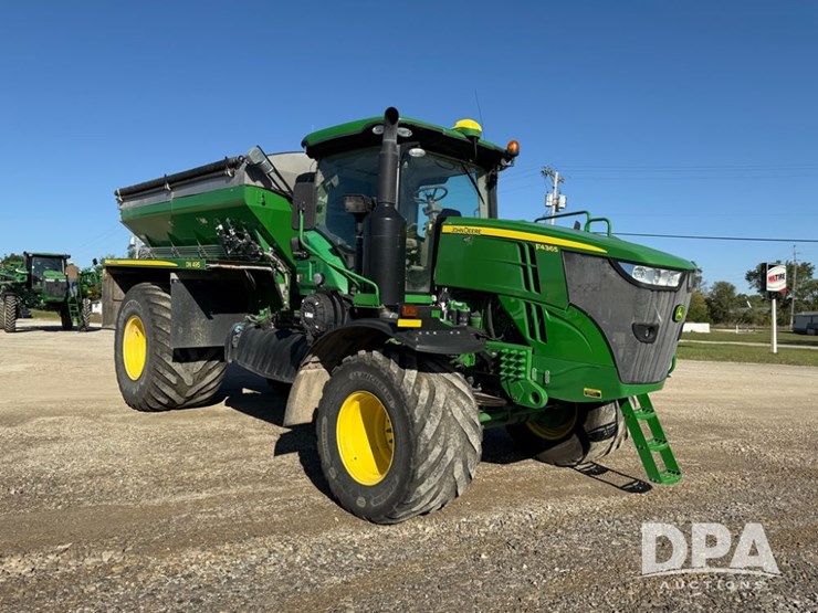 2021-john-deere-f4365-image-40