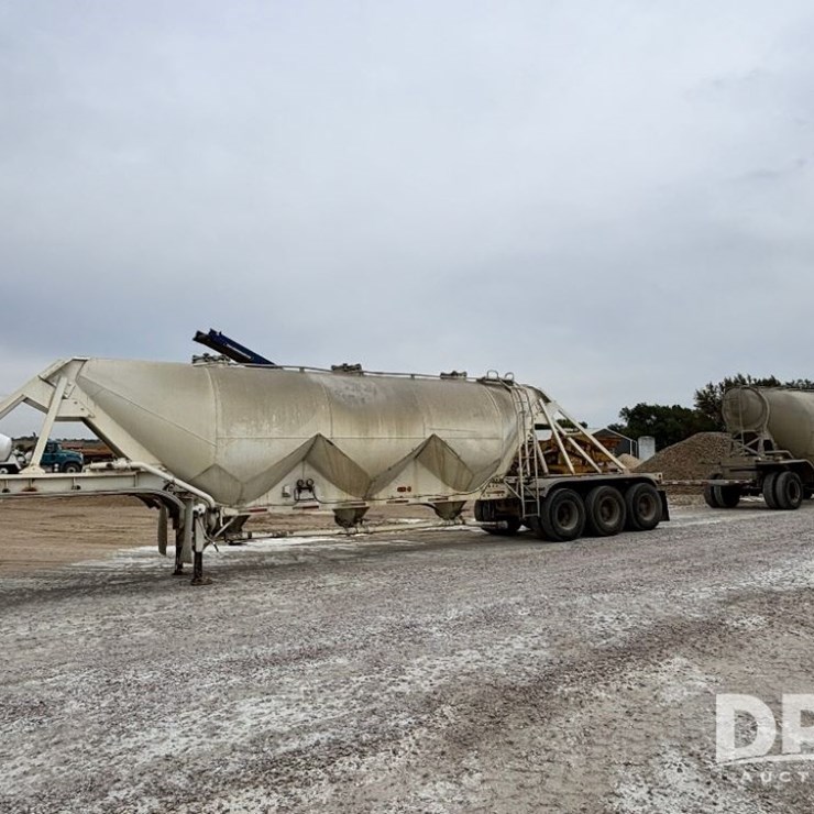 1981 FRUEHAUF Trailer