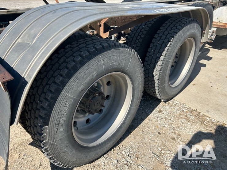 1994-kenworth-t600-image-25