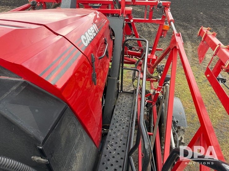 2024-case-ih-patriot-4350-image-19