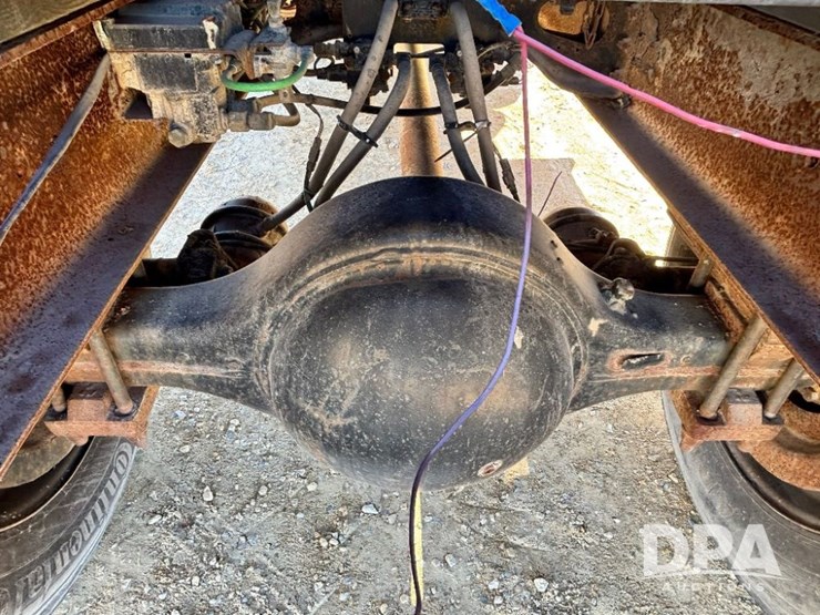 1999-ihc-4700-liquid-nurse-truck-(gp11652,-unit-126458)-image-38